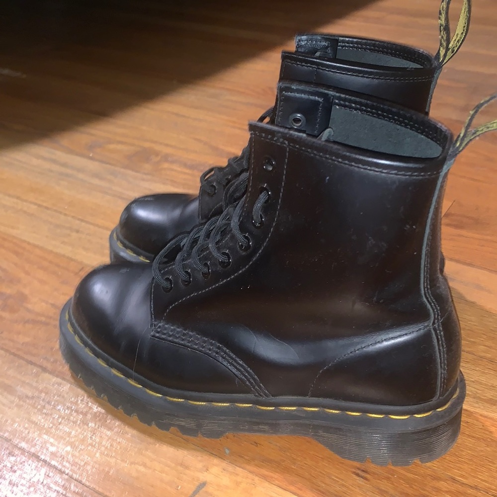 black doc marten boots. size 8. lightly used.